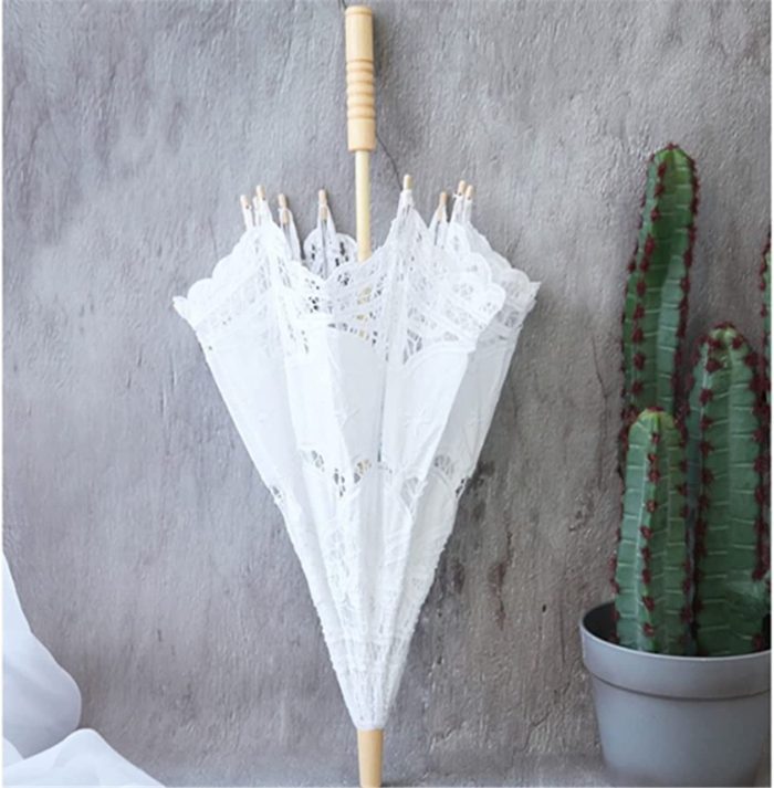 Custom Wedding Umbrellas Lace Umbrella  Silk Cloth Material Embroidery Bride Par